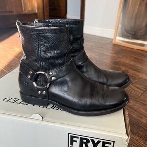 Frye Phillip Harness Short Boots - Women's size 8